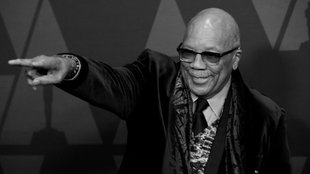 Der amerikanische Musikproduzent Quincy Jones 