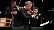 Das Ensemble im Kulturzentrum: Leonardo Cortellazzi (Tenor), Francesca Aspromonte (Sopran), Chiara Brunello (Contralto), Mauro Borgioni (Bass) & Boris Begelman (Leitung, Violine)