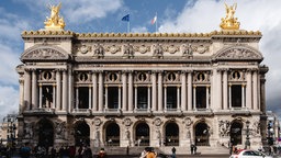 FRANCE - PARIS - COVID 19 - ILLUSTRATION OF THE CITY The Opera garnier or palais garnier. Paris Ile-de-France FRANCE PU