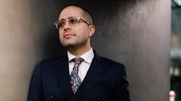 Mahan Esfahani