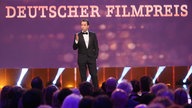 Jan Josef Liefers moderiert die Verleihung des Deutschen Filmpreises