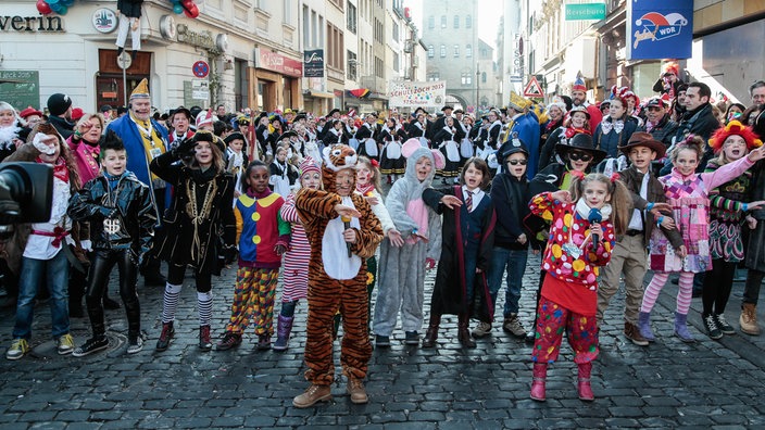 Kinder an Karneval