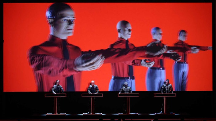 Die Band Kraftwerk live in Düsseldorf (2013)