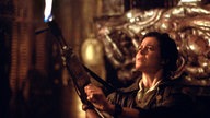 Sigourney Weaver -Alien