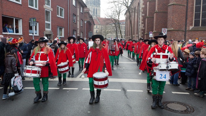 Ein Karnevalsumzug in Münster