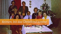 Menschen feiern Weihnachten