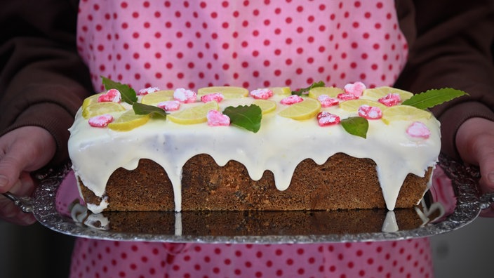 Zitronenkuchen mit Mohn