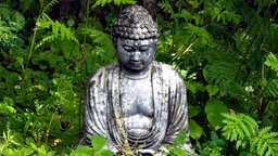 Buddha-Statue im Park