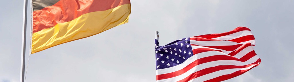 Flaggen der BRD und USA