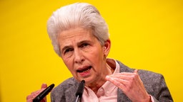 Marie-Agnes Strack-Zimmermann, FDP, Vorsitzende des Verteidigungsausschusses