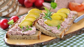 Bauernbrot mit Leberwurst