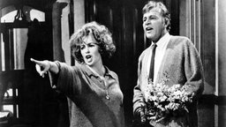 Filmszene aus "Wer hat Angst vor Virginia Woolf" mit Liz Taylor und Richard Burton