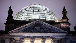 Bundestag mit Kuppel