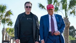 Donald Trump mit Elon Musk in Boca Chica, Texas. 19.11.2024. 