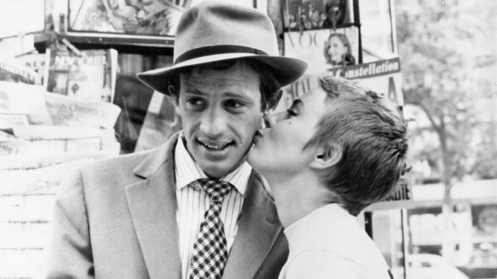 "Außer Atem" Szene mit Jean-Paul Belmondo und Jean Seberg