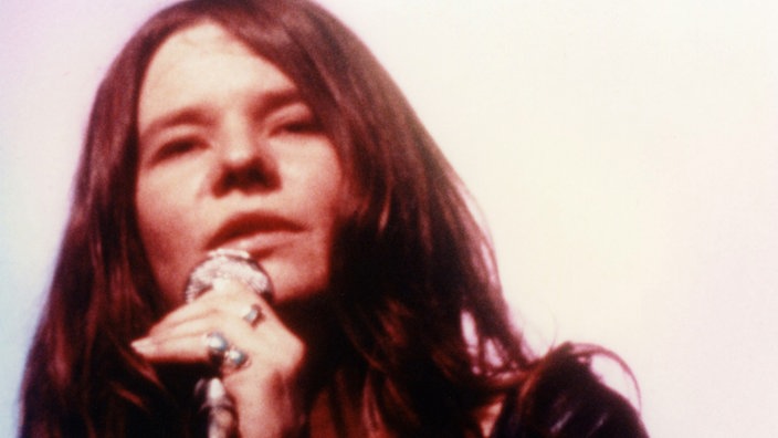 Janis Joplin am Mikrofon