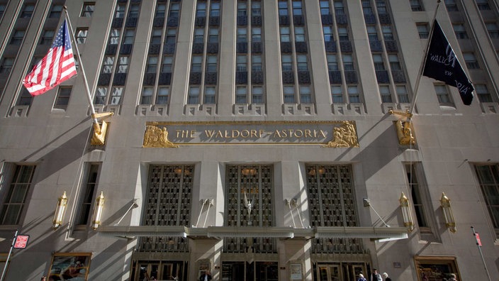 Das Waldorf-Astoria auf der New Yorker Park Avenue