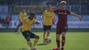 Aachens Florian Heister in Aktion gegen Dynamo Dresden