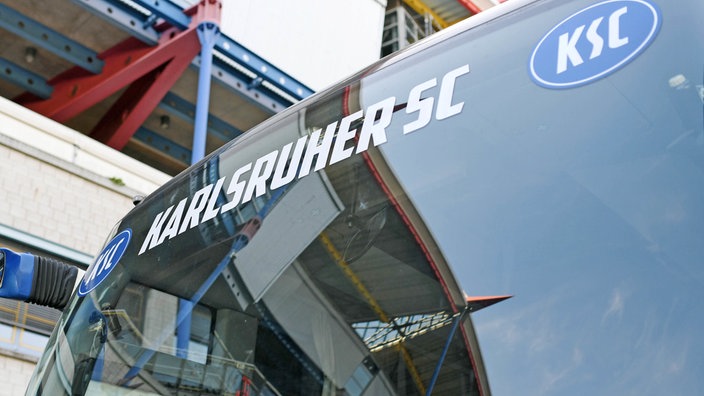 Mannschaftsbus Karlsruher SC