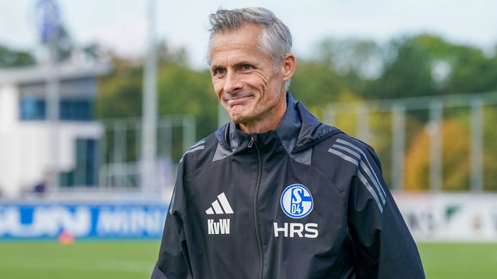 Kees van Wonderen auf dem Trainingsplatz von Schalke 04