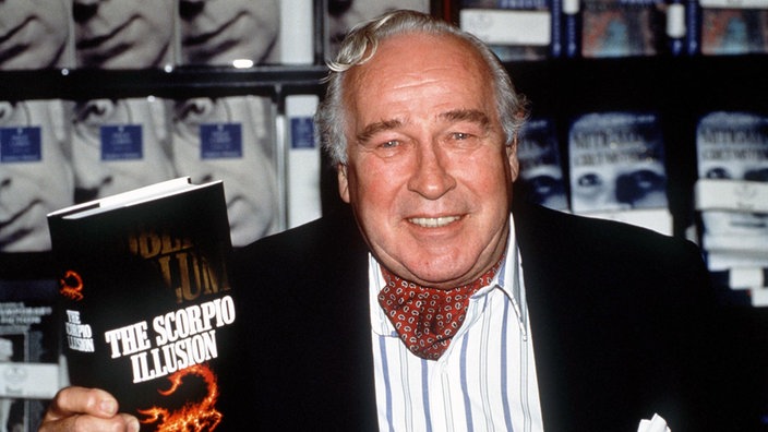 Robert Ludlum, Schriftsteller und Schauspieler