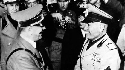 Adolf Hitler (l) und Duce Benito Mussolini 