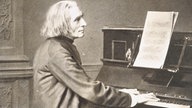 Franz Liszt am Klavier