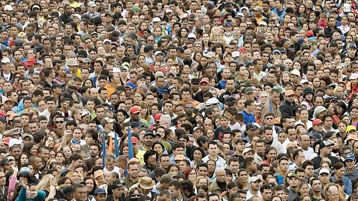 Tausende Menschen bei einer Kundgebung im brasilianischen Sao Paulo (Aufnahme vom 1. Mai 2008)