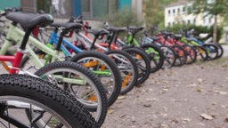 Das Bild zeigt Kinderfahrräder (16 Zoll) im Test.