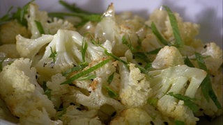 Gebackener Blumenkohl fertig angerichtet