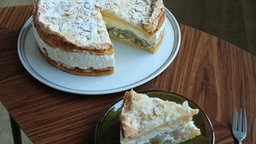 Stachelbeer-Baiser-Torte