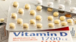 Das Bild zeigt Vitamin-D-Tabletten.